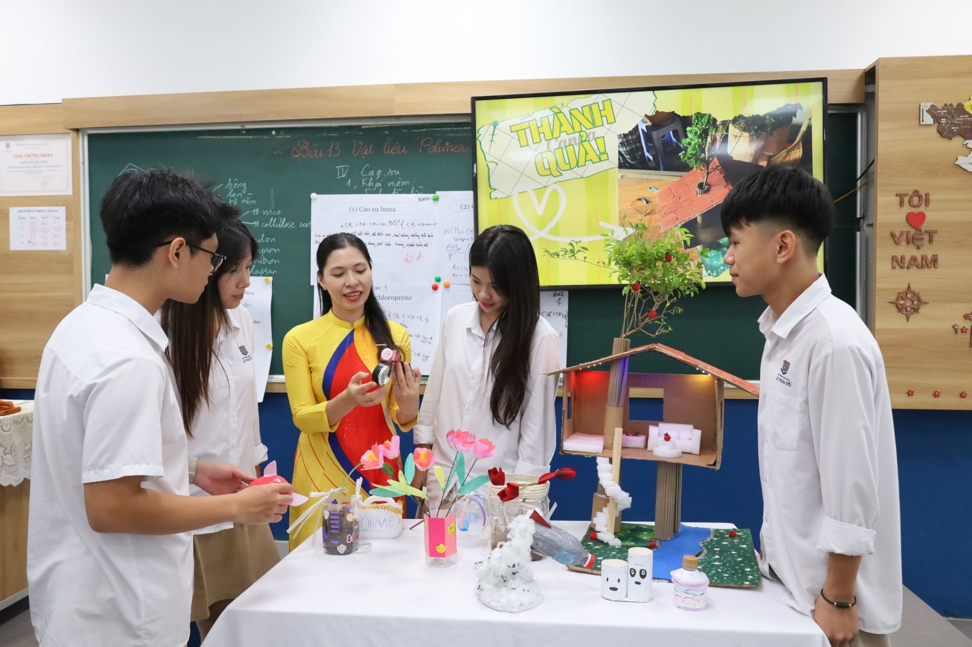 Hội giảng 20/11 THPT Lý Thái Tổ: 35 tiết dạy – bứt phá sáng tạo, kết nối tri thức với thực tiễn