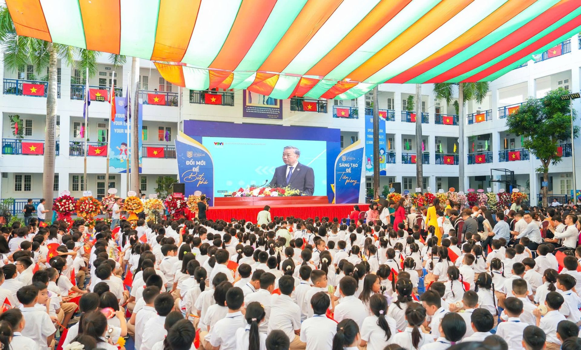 Lễ khai giảng đặc biệt ở Hệ thống giáo dục Lý Thái Tổ: “Đổi mới để bứt phá – Sáng tạo để tiên phong”