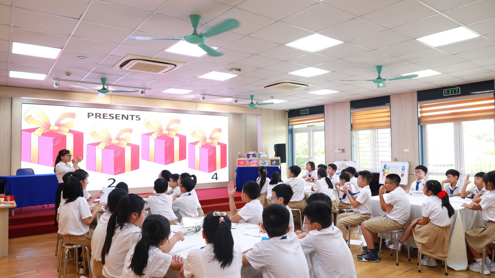 Chuyên đề Tiếng Anh: An toàn trên không gian mạng – Kỹ năng sống thời 4.0