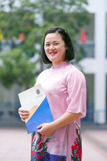 Cô Quản Thị Thanh Huệ