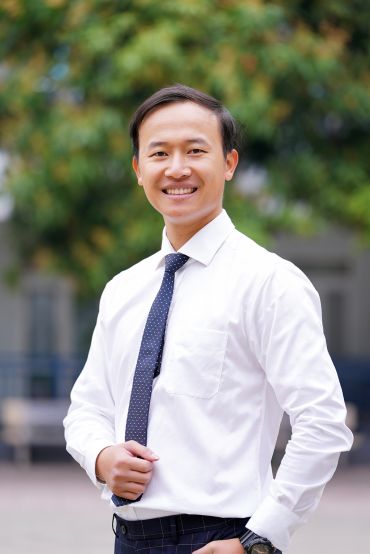Thầy Hoàng Ngọc Nghĩa
