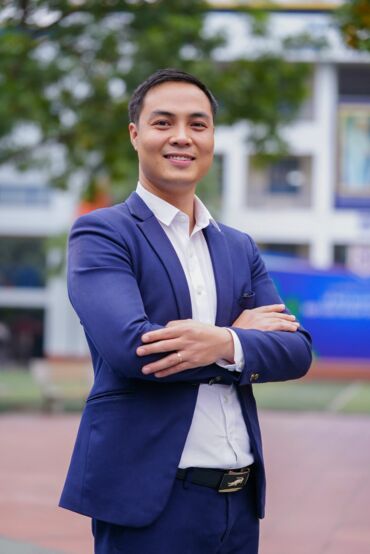 Thầy Ngô Văn Tuyến _ GV GDCD