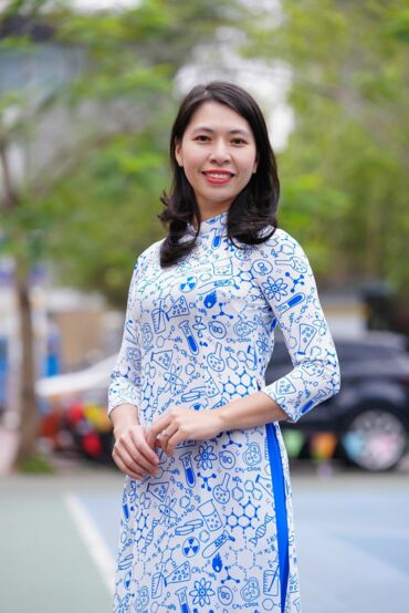 Cô Lê Thị Hải Yến _GV Hoá