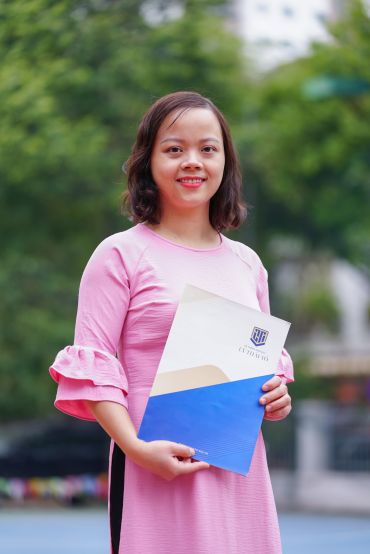 Cô Trần Thị Thu Hà