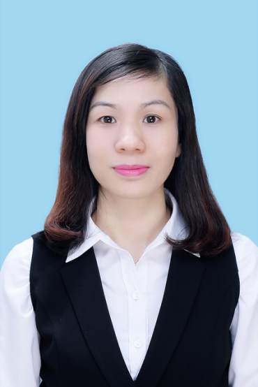 Cô Hoàng Phương Thanh