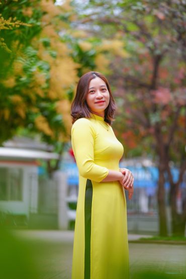 Cô Trịnh Thị Huyền