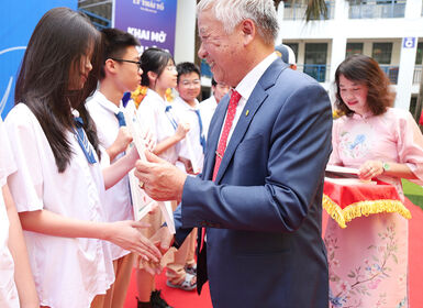 Lễ khai giảng của Hệ thống giáo dục Lý Thái Tổ được nhiều cơ quan báo đài quan tâm, ghi nhận