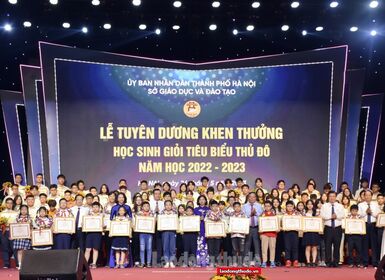 Tuyên dương, khen thưởng Học sinh giỏi tiêu biểu cấp Quận và Thành phố