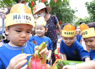 Lễ hội nước hoa quả ở trường Mầm non Lý Thái Tổ 2