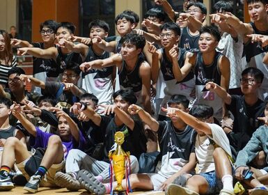 Chức vô địch thuyết phục của đội tuyển bóng rổ trường THPT Lý Thái Tổ