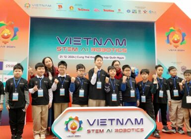 Tự hào những "chiến binh Lý Thái Tổ" trong cuộc thi Vô địch quốc gia STEM, AI, và ROBOTICS 2024