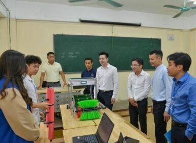 Dự án “TRASH CLEANING ROBOT” xuất sắc đạt giải cao trong Hội thi tin học trẻ cấp Thành phố