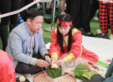 Lễ hội bánh chưng - Giữ gìn hương vị truyền thống