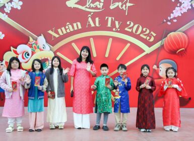 Tưng bừng các hoạt động khai Xuân ở trường Tiểu học Lý Thái Tổ