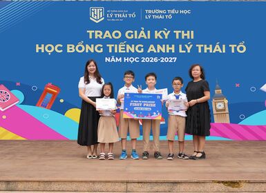 Trường Tiểu học trao tặng gần 1,5 tỷ đồng học bổng tiếng Anh cho học sinh xuất sắc