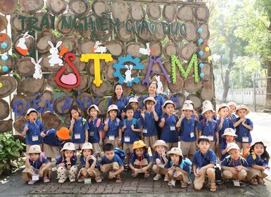 Hoạt động tham quan dã ngoại trang trại Pandora