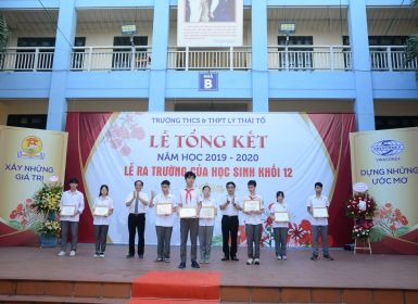 LỄ TỔNG KẾT NĂM HỌC 2019-2020 VÀ LỄ RA TRƯỜNG CỦA HỌC SINH KHỐI 12