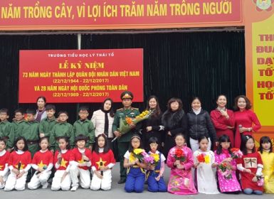 Tái hiện lịch sử hào hùng của dân tộc qua các ca khúc cách mạng và hoạt cảnh sân khấu hóa