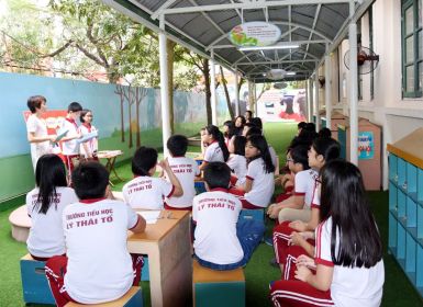 Giới thiệu sách tháng 3: Mari Quyri – Người phụ nữ làm thay đổi thế giới