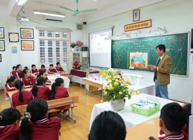 TIẾT DẠY ĐẦY SÁNG TẠO CỦA THẦY GIÁO NGUYỄN DUY CHUẨN TẠI HỘI THI GIÁO VIÊN DẠY GIỎI CẤP QUẬN