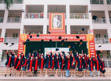 NGÔI TRƯỜNG CHẮP CÁNH GIẤC MƠ EM