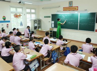 Hưởng ứng cuộc thi viết kỷ niệm 60 năm thành lập ngành Giáo dục Thủ đô