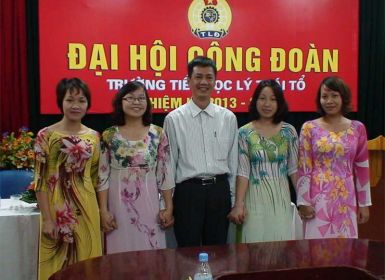 Trường Tiểu học Lý Thái Tổ tổ chức Đại hội Công đoàn khóa III (nhiệm kỳ 2013-2018).