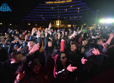 Hội trại nối vòng tay lớn