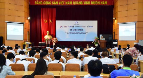 HOẠT ĐỘNG GIÁO DỤC - VINH DANH HỌC SINH ĐẠT GIẢI QUỐC TẾ
