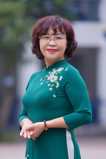Cô Nguyễn Hồng Hạnh