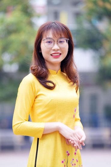 Cô Nguyễn Thị Thùy Linh