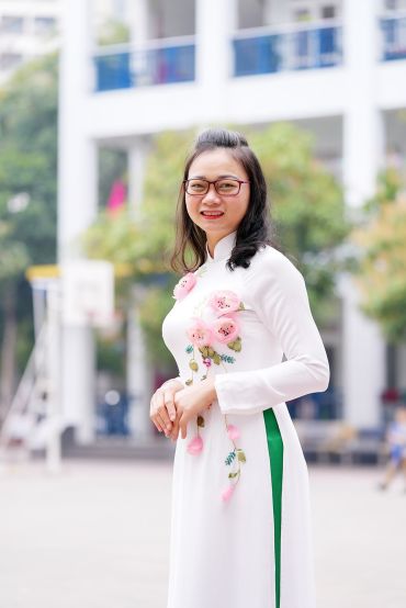 Cô Nguyễn Thị Hoàn