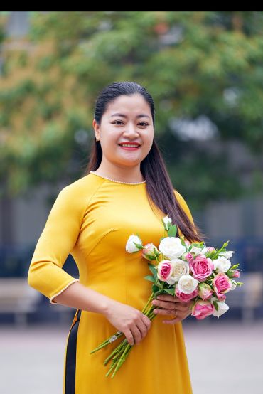 Cô Trần Thu Trang