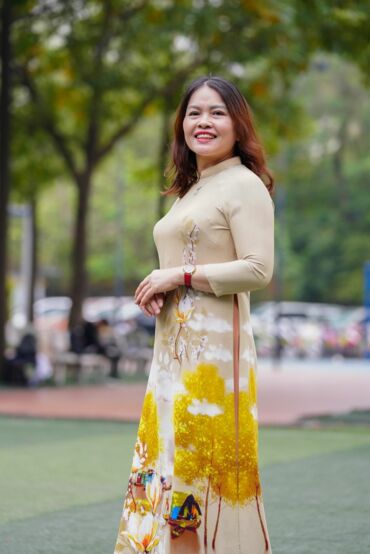 Cô Mẫn Thị Dung _ GV Tiếng Anh