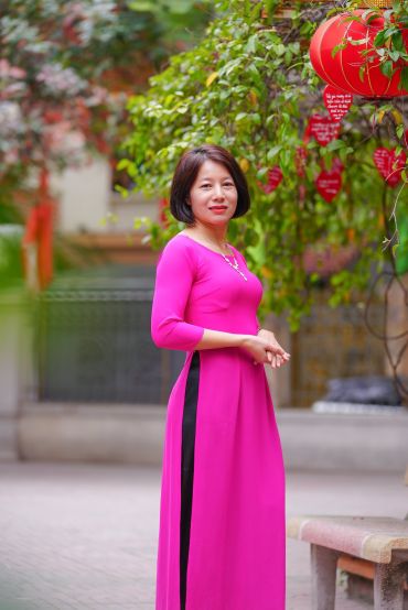 Cô Nguyễn Thị Hương Nga