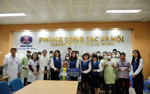 Hành trình về nguồn, trao yêu thương đến các bệnh nhi ở Hà Nội và học sinh nghèo ở tỉnh Hà Giang