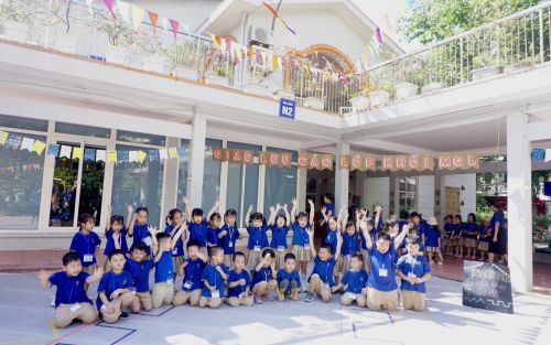Khối mẫu giáo lớn giao lưu thể thao văn nghệ tại cơ sở Đỗ Quang